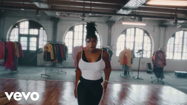 Yemi Alade Begging